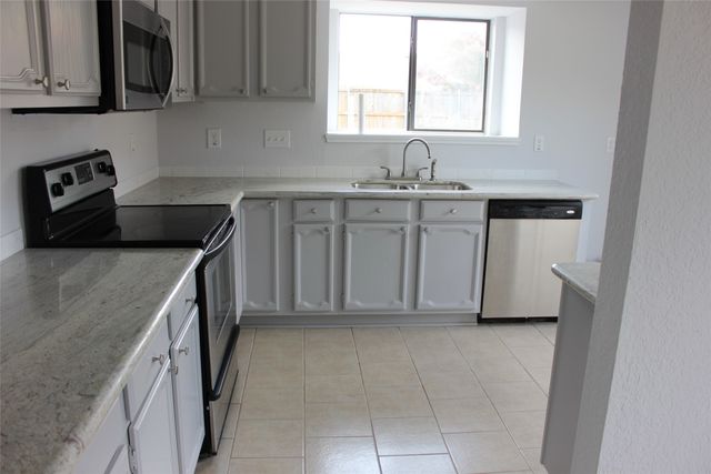 812 Shannon Drive, Plano, TX 75025