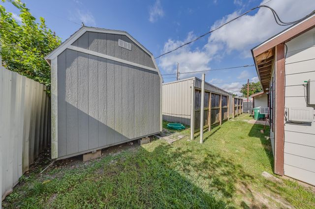 10706 Bauman Road, Houston, TX 77076