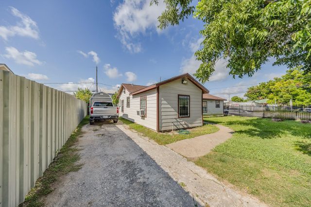 10706 Bauman Road, Houston, TX 77076