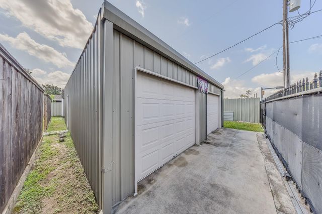 10706 Bauman Road, Houston, TX 77076
