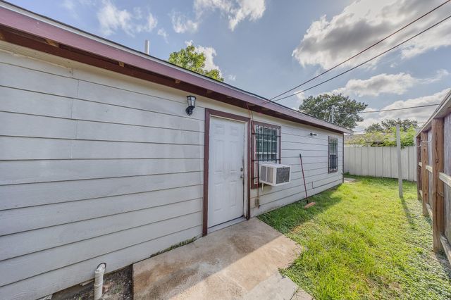 10706 Bauman Road, Houston, TX 77076