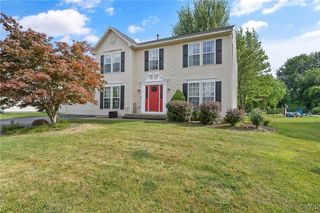 17 Mirage Lane, Clay, NY 13041
