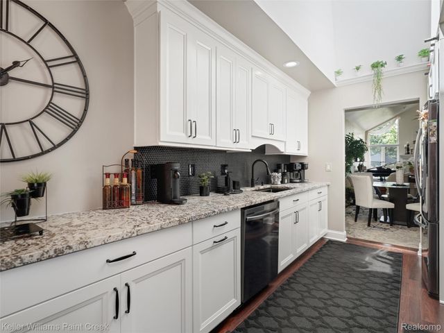 50311 Highpoint Court, Macomb Township, MI 48044