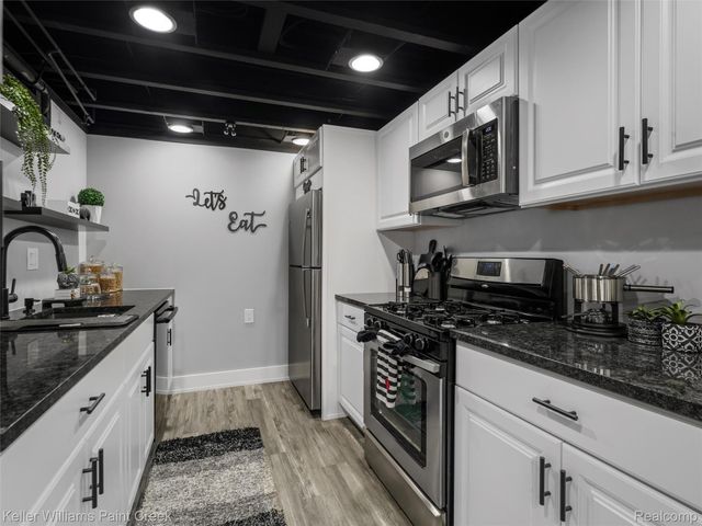 50311 Highpoint Court, Macomb Township, MI 48044