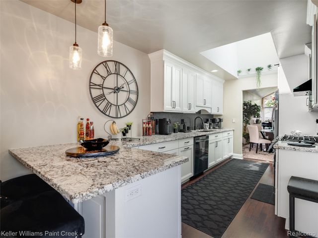 50311 Highpoint Court, Macomb Township, MI 48044