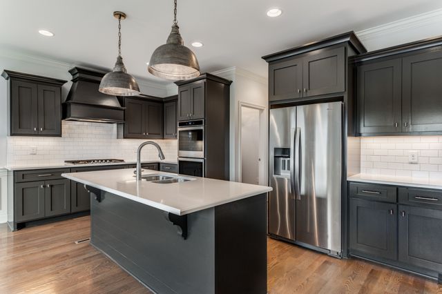 232 Amana Dr, Lebanon, TN 37087