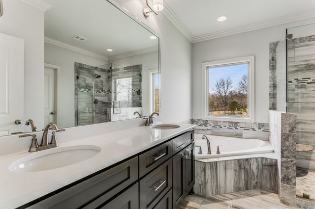 232 Amana Dr, Lebanon, TN 37087