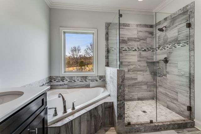 232 Amana Dr, Lebanon, TN 37087