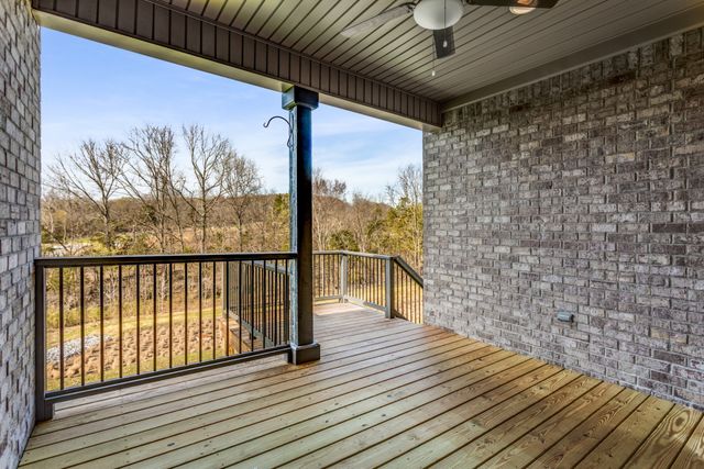 232 Amana Dr, Lebanon, TN 37087