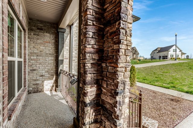 232 Amana Dr, Lebanon, TN 37087
