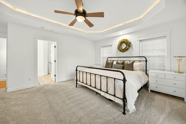 13 Portabello Way, Eagle Point, OR 97524