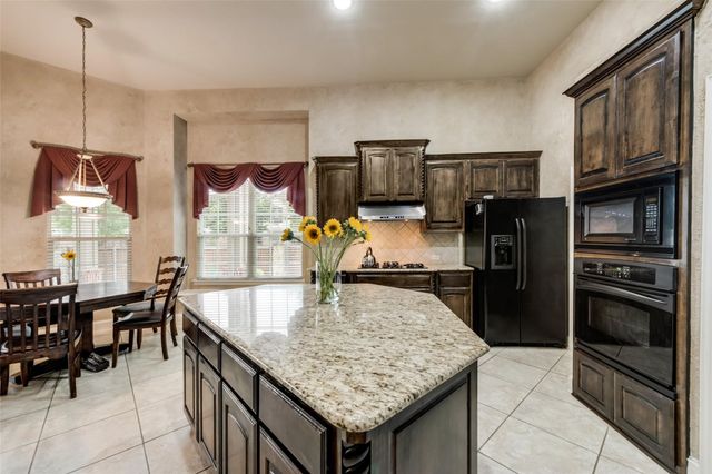 906 Hebron Drive, Allen, TX 75013