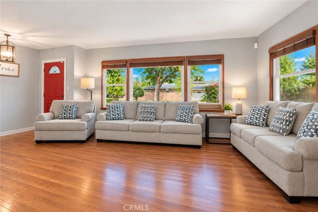 184 Ford Avenue, Pomona, CA 91768