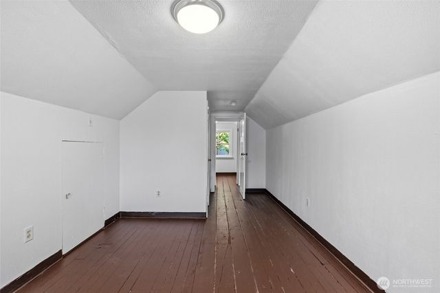 3915 S Brandon St, Seattle, WA 98118