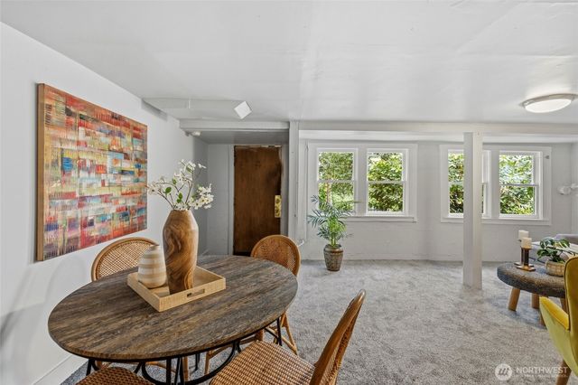 3915 S Brandon St, Seattle, WA 98118
