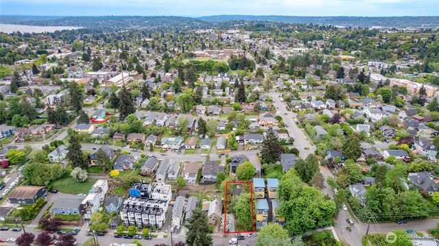 3915 S Brandon St, Seattle, WA 98118
