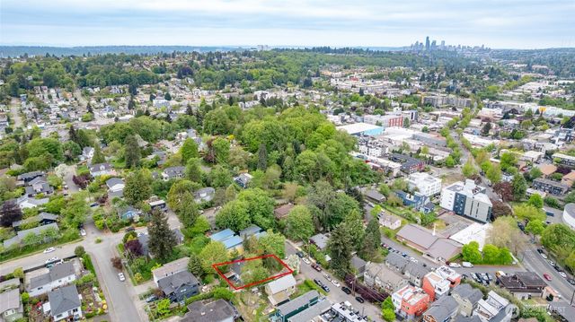 3915 S Brandon St, Seattle, WA 98118