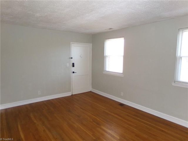 2527 Miller Park Circle C, Winston-salem, NC 27103