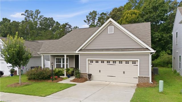562 Freeport Court, Winston-salem, NC 27127