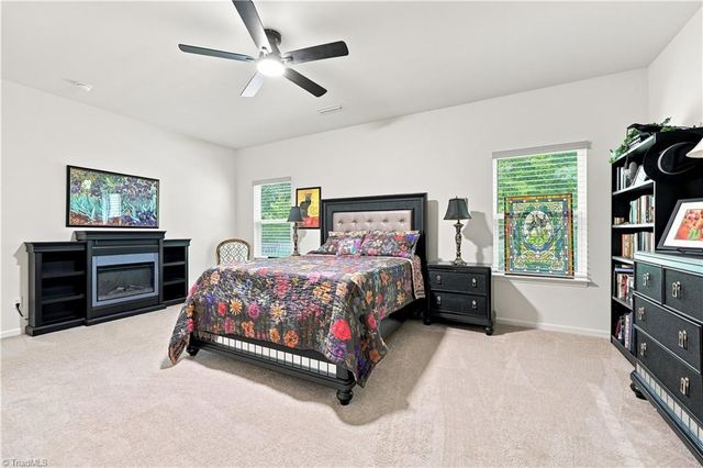 562 Freeport Court, Winston-salem, NC 27127