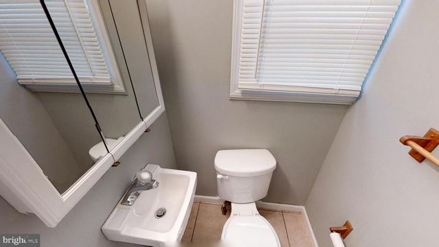35 MILL ST, Medford, NJ 08055