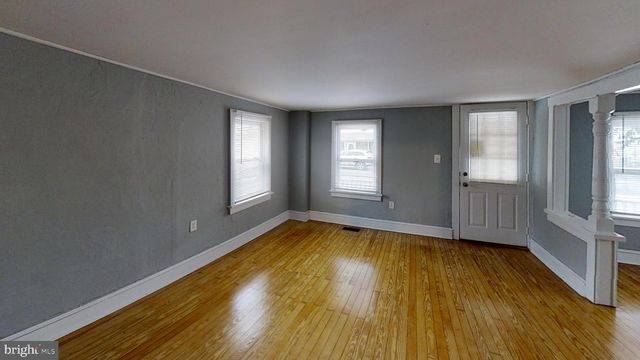 35 MILL ST, Medford, NJ 08055