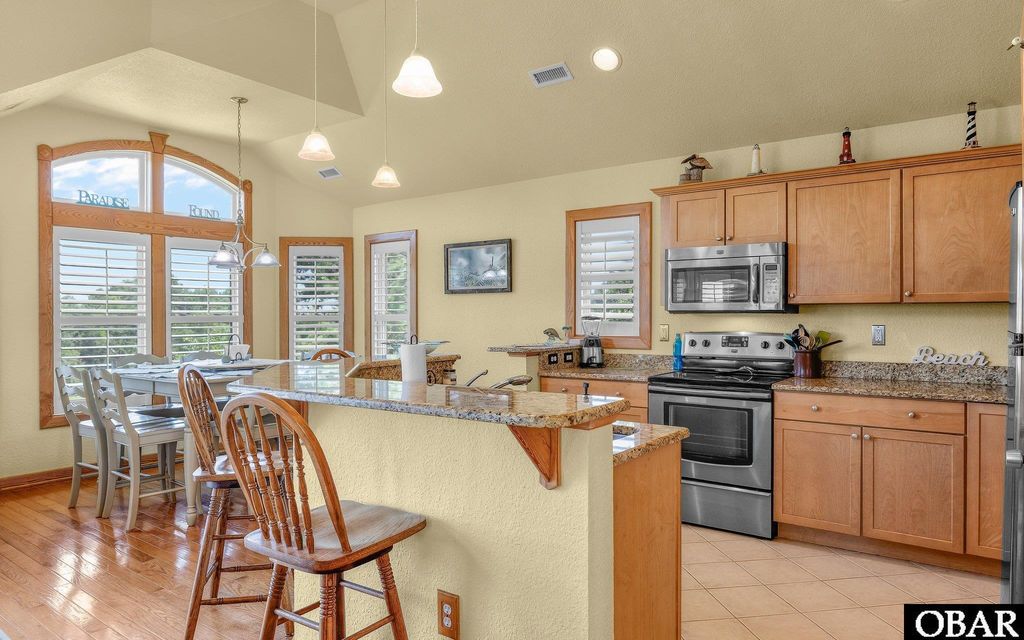 Image 11 of property listing at 2132 Dolphin Lane Lot 62, Corolla, NC 27927