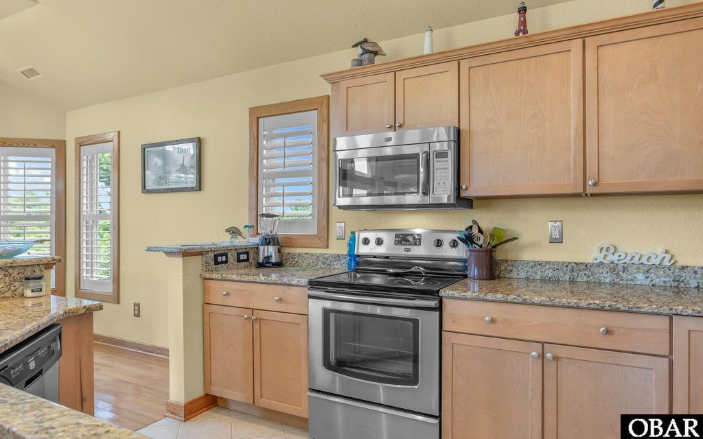 Image 15 of property listing at 2132 Dolphin Lane Lot 62, Corolla, NC 27927