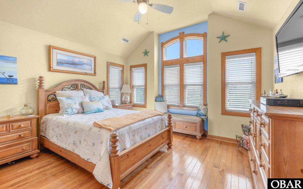 Image 21 of property listing at 2132 Dolphin Lane Lot 62, Corolla, NC 27927