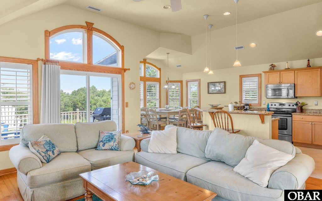 Image 10 of property listing at 2132 Dolphin Lane Lot 62, Corolla, NC 27927