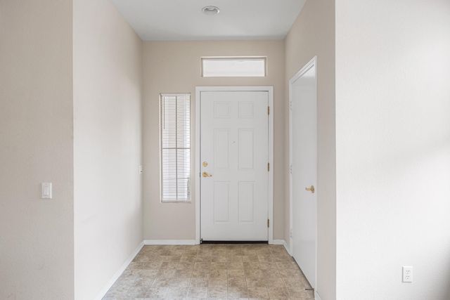 637 Geary Ln, Lincoln, CA 95648