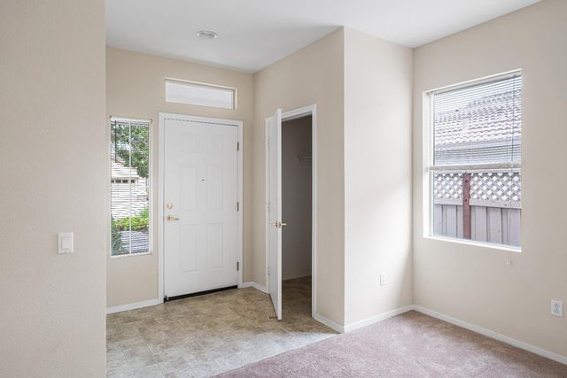 637 Geary Ln, Lincoln, CA 95648