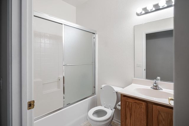 637 Geary Ln, Lincoln, CA 95648