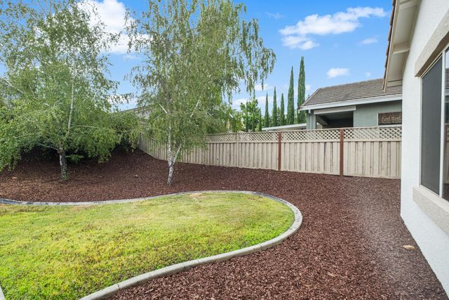 637 Geary Ln, Lincoln, CA 95648