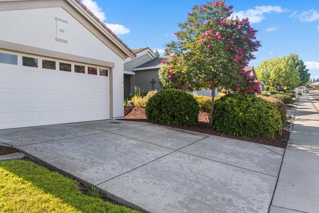 637 Geary Ln, Lincoln, CA 95648