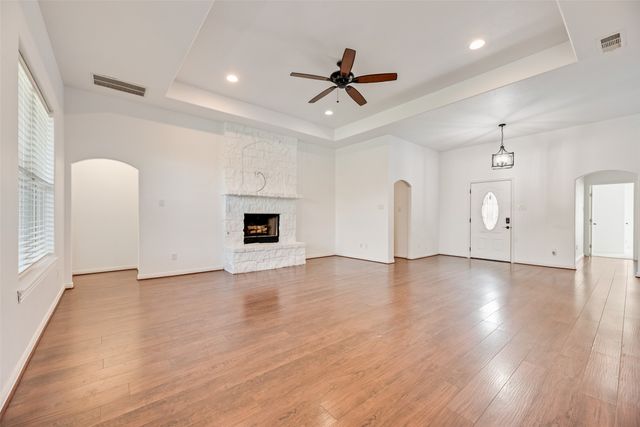 2808 Park Street, Ennis, TX 75119