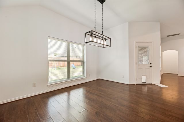 2808 Park Street, Ennis, TX 75119