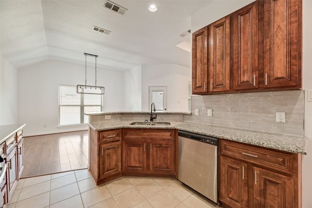 2808 Park Street, Ennis, TX 75119