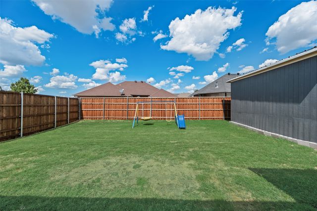2808 Park Street, Ennis, TX 75119