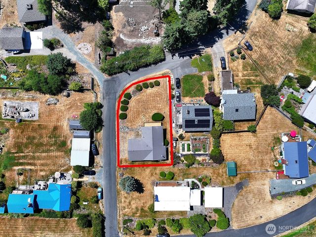 4135 Lovely Road, Clinton, WA 98236