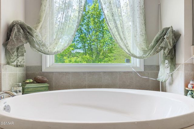 2268 Rex Lane, Sevierville, TN 37876