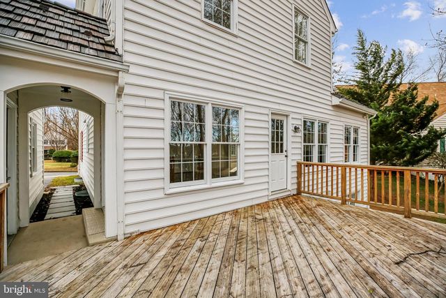 17812 HIDDEN GARDEN LN, Ashton, MD 20861