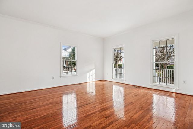 17812 HIDDEN GARDEN LN, Ashton, MD 20861