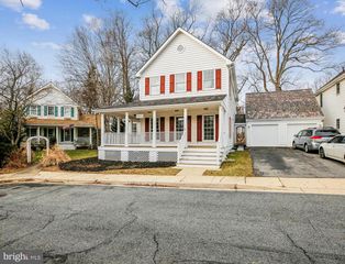 17812 HIDDEN GARDEN LN, Ashton, MD 20861
