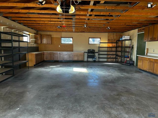 2609 IVY AVE, Rapid City, SD 57701