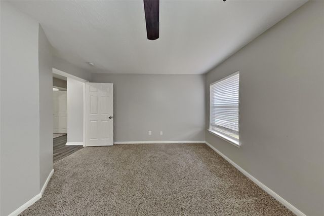 6611 Emerald Ash Court, Humble, TX 77346