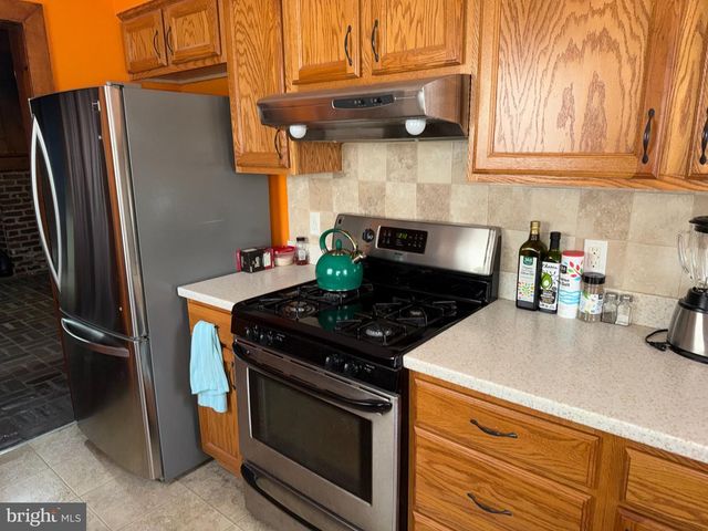 538 MAPLE AVE, Ewing Twp, NJ 08618