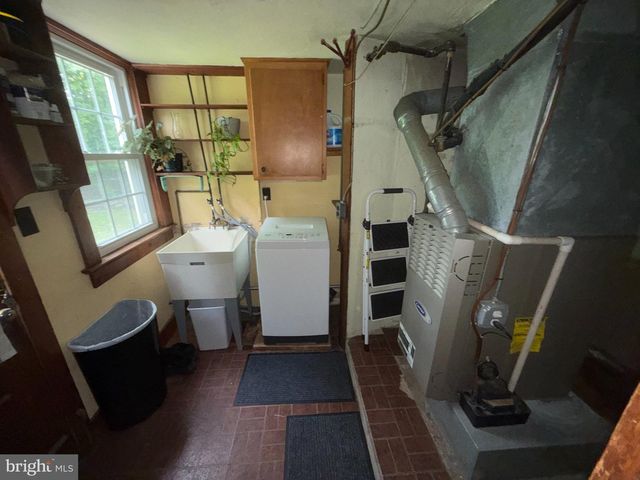538 MAPLE AVE, Ewing Twp, NJ 08618