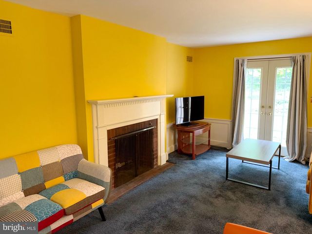 538 MAPLE AVE, Ewing Twp, NJ 08618