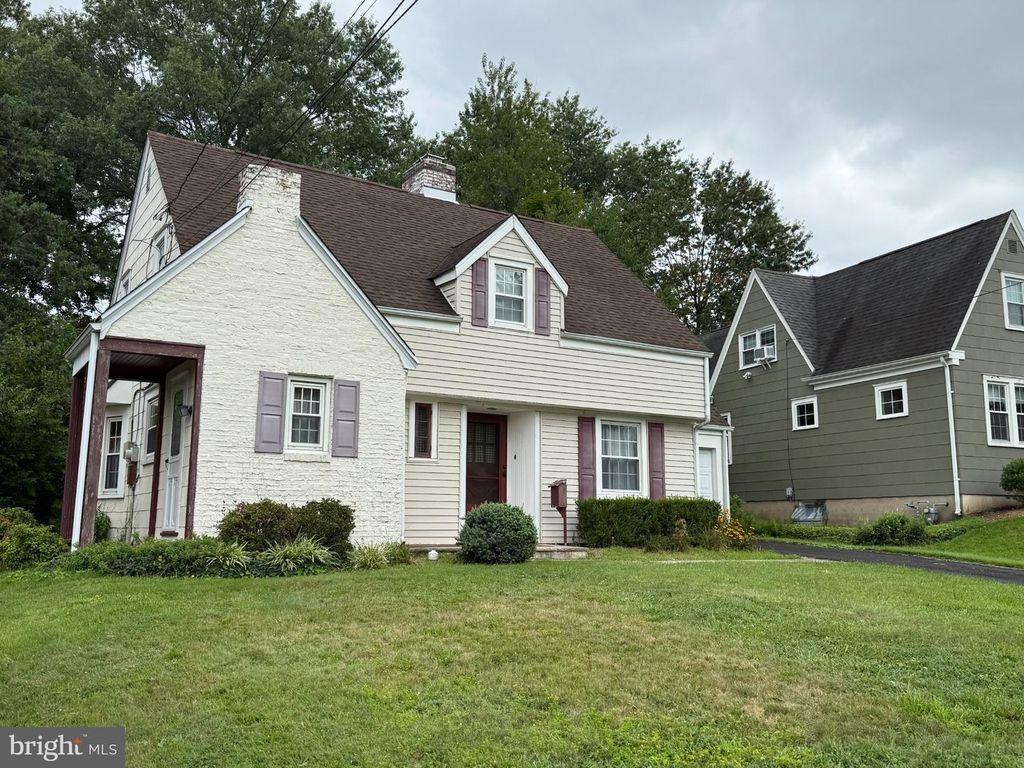538 MAPLE AVE, EWING TWP, NJ 08618 — photo 2